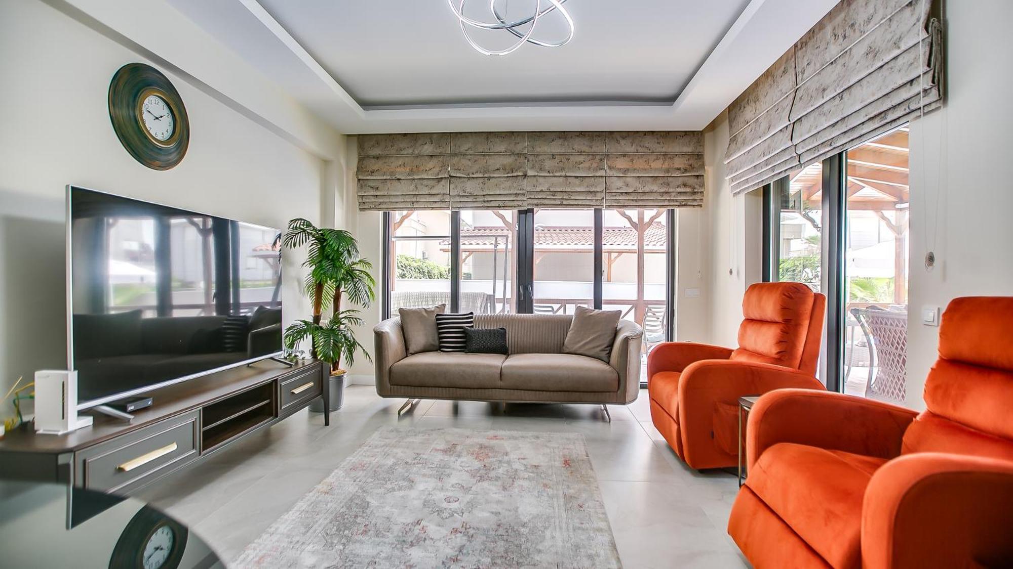 Paradise Town Majesty Villa